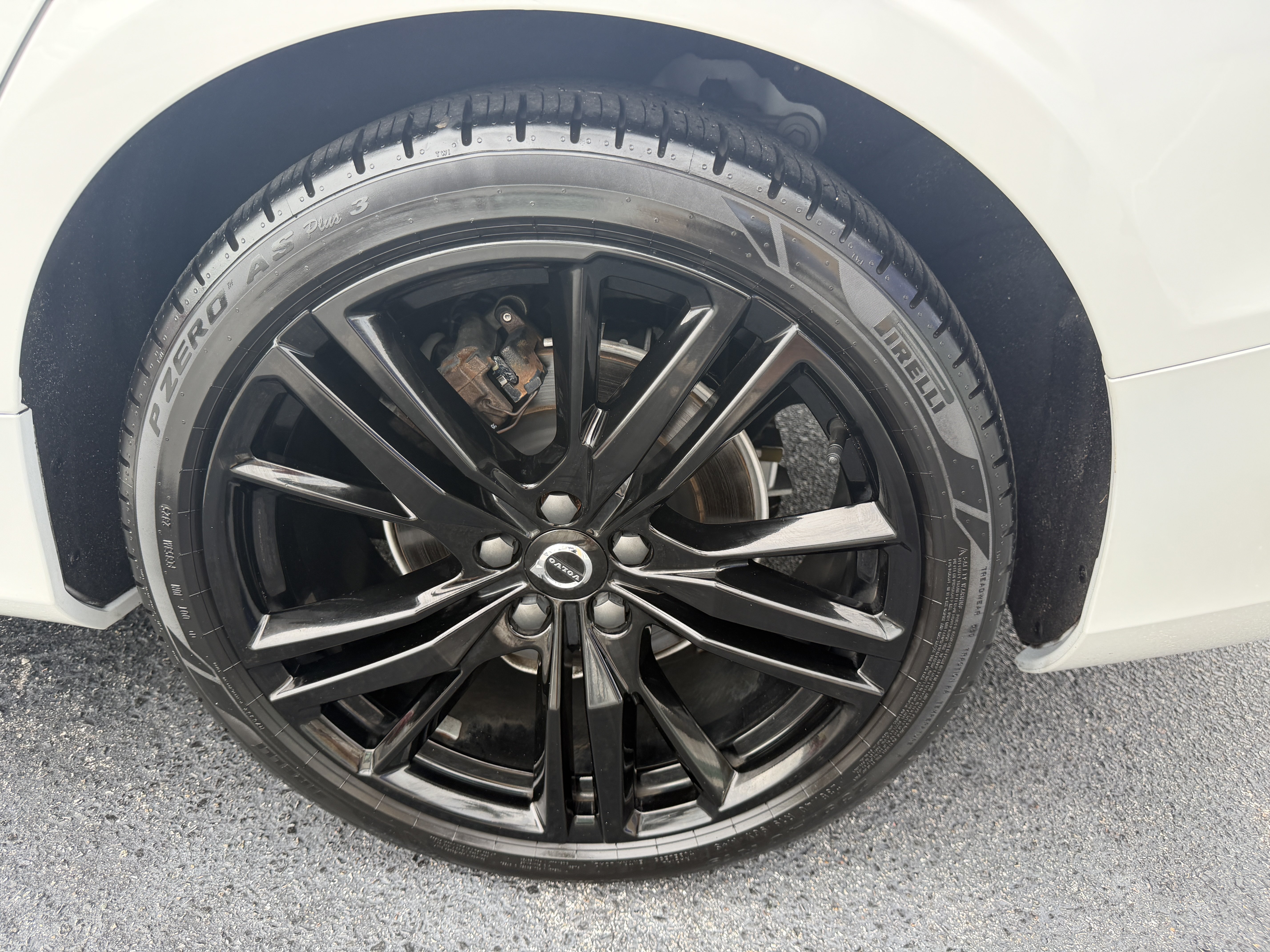 Certified 2024 Volvo S60 B5 Plus w/ Protection Package Premier FWD image 30