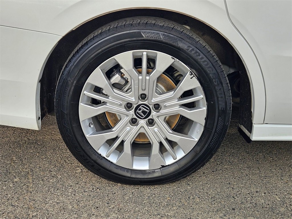 Used 2025 Honda Odyssey Sport-L image 9