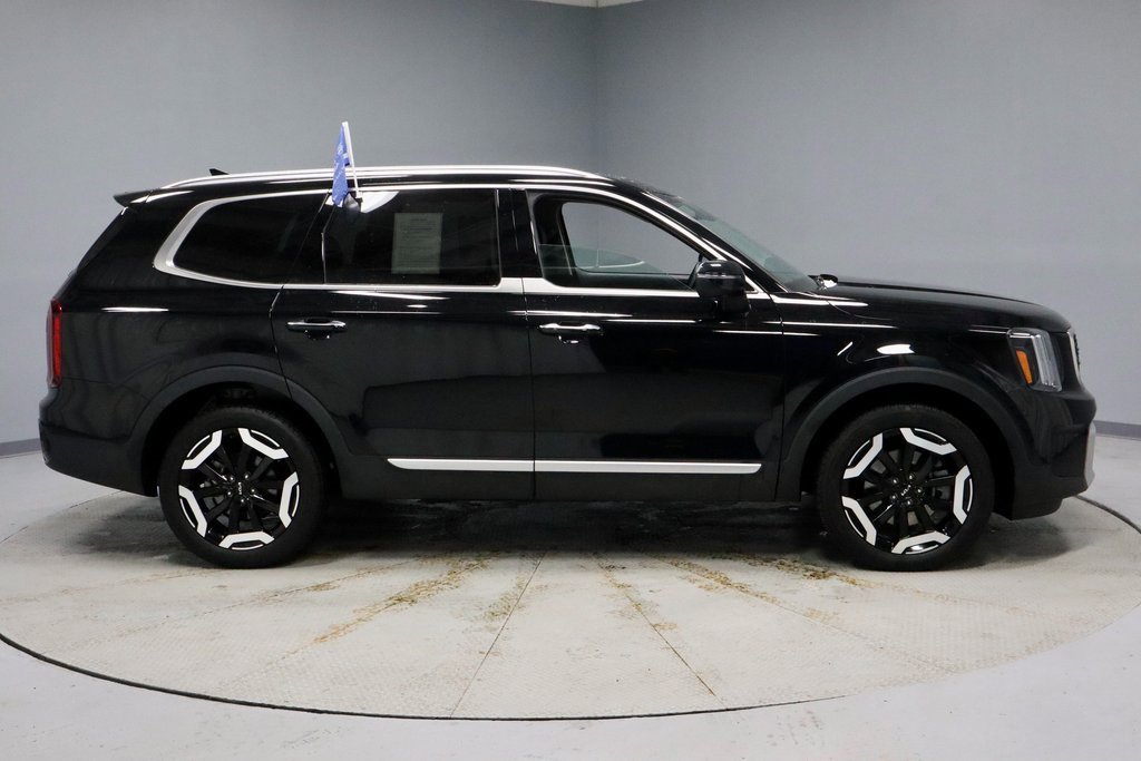 Used 2024 Kia Telluride S w/ S Sunroof Package image 12