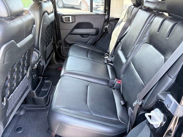 Used 2023 Jeep Wrangler Unlimited Rubicon 4xe w/ Steel Bumper Group AWD/4WD image 9