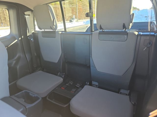 Used 2018 Toyota Tacoma SR5 image 42