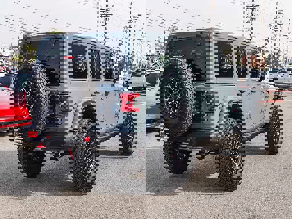 Certified 2025 Jeep Wrangler Unlimited Rubicon image 4