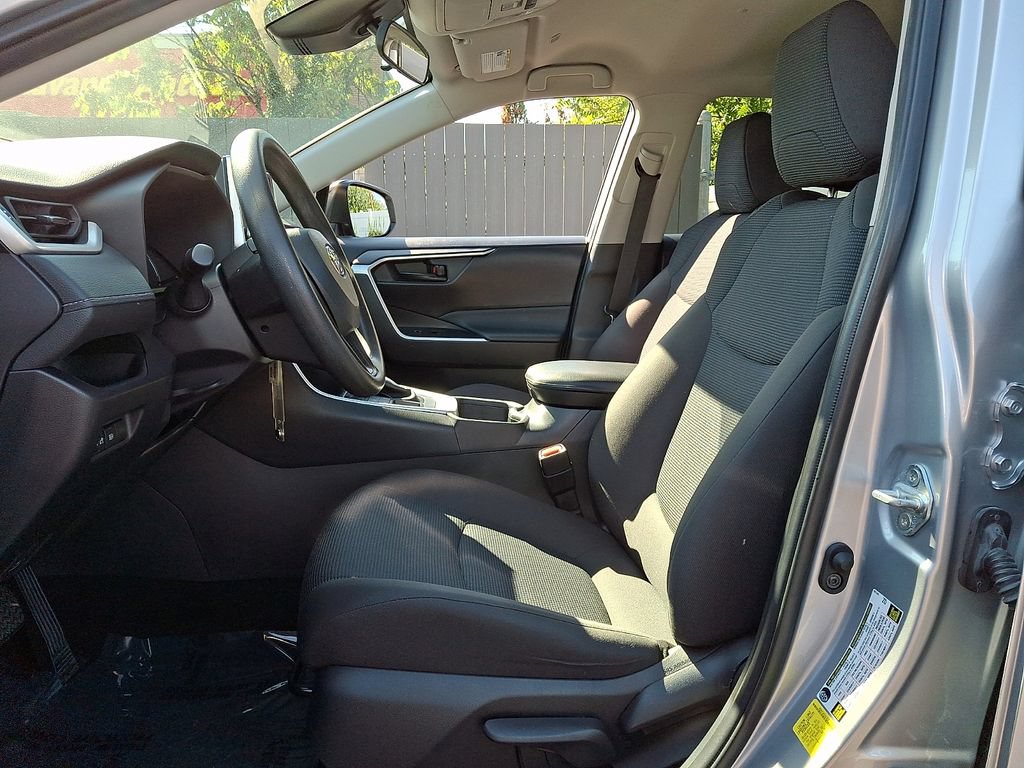Certified 2024 Toyota RAV4 LE AWD/4WD image 13