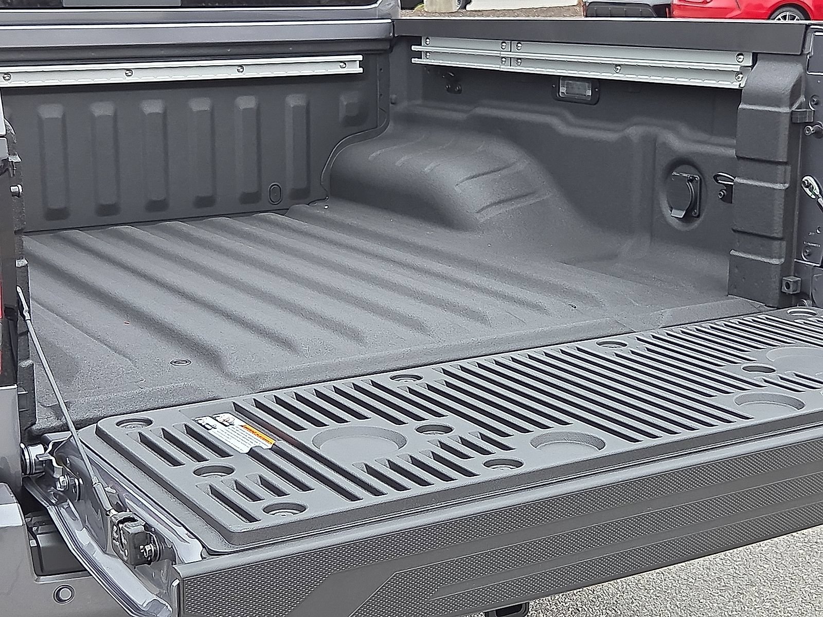 New 2026 Nissan Frontier SV w/ SV Convenience Package AWD/4WD image 9