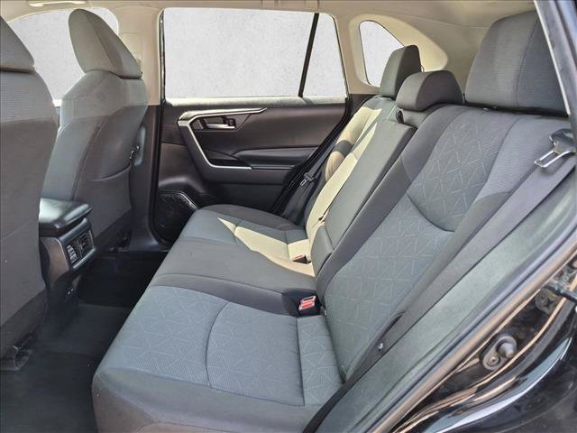 Used 2024 Toyota RAV4 XLE FWD image 18