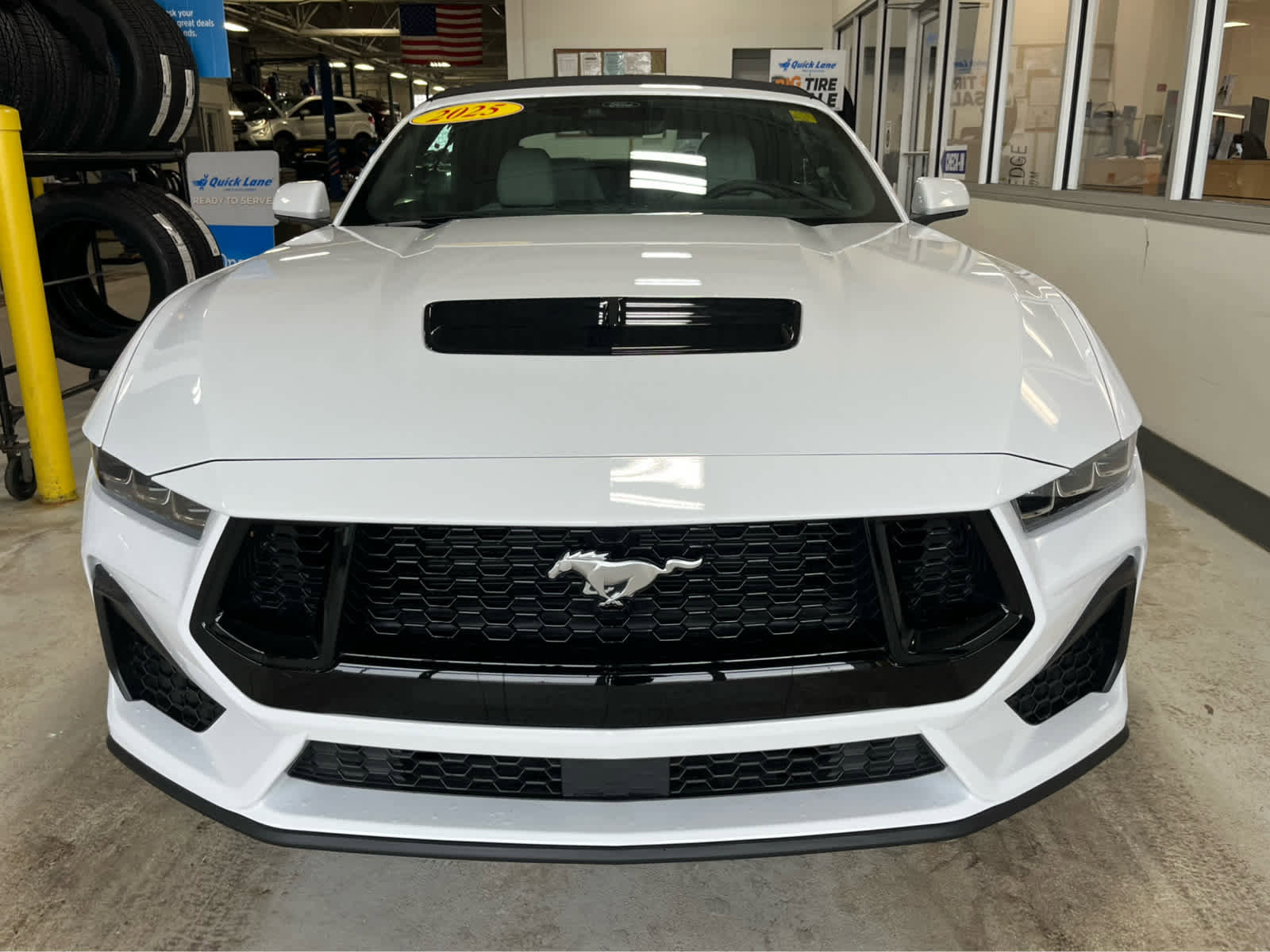 Used 2025 Ford Mustang GT Premium image 2