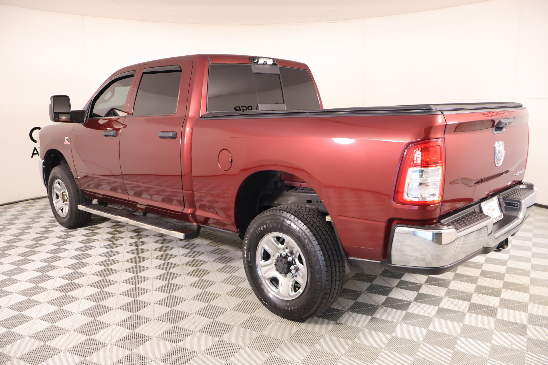 Used 2024 RAM 2500 Tradesman w/ Chrome Appearance Group AWD/4WD image 22