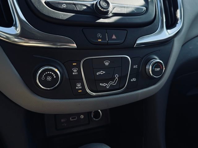 Used 2024 Chevrolet Equinox LS image 31