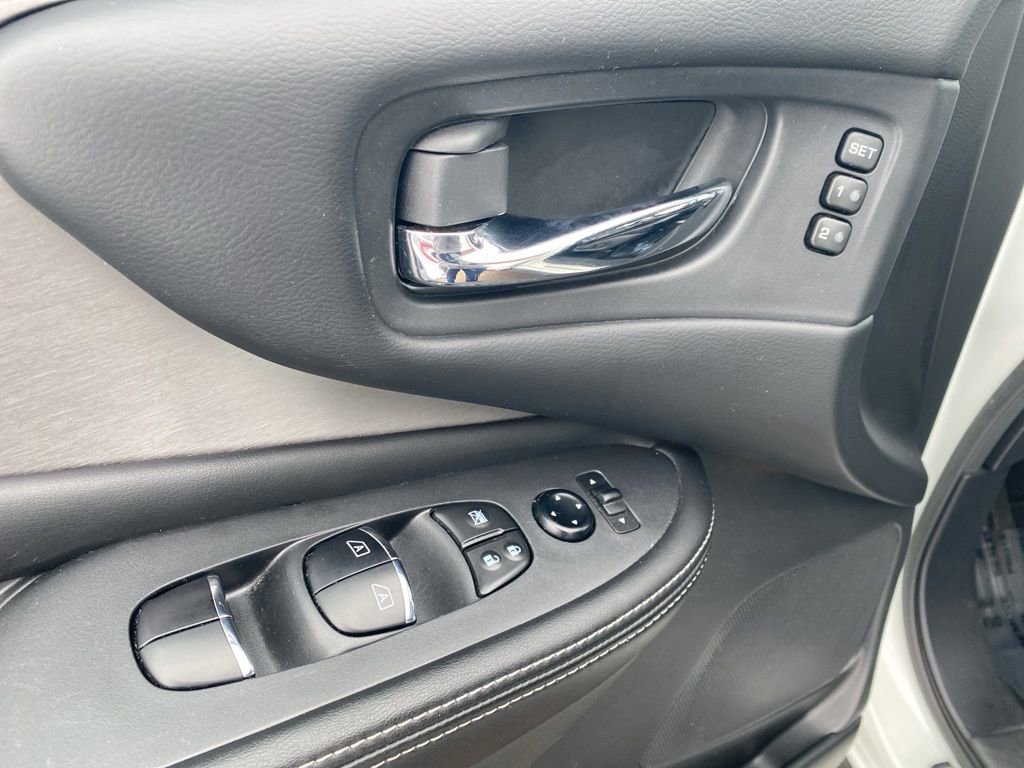 Used 2023 Nissan Murano SL image 13