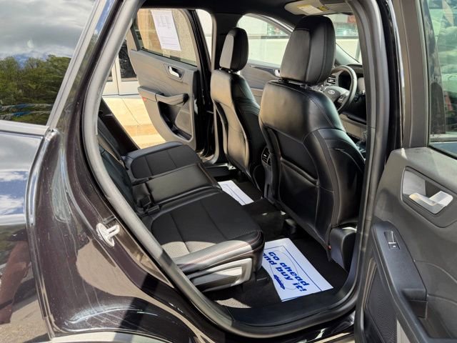 Used 2025 Ford Escape ST-Line Select image 13