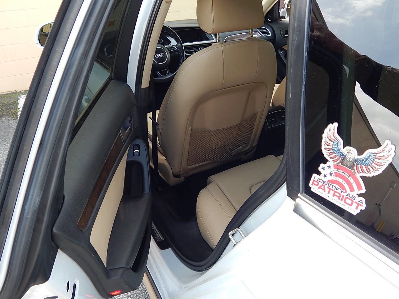 Used 2015 Audi A4 Premium Plus w/ Technology Package image 25