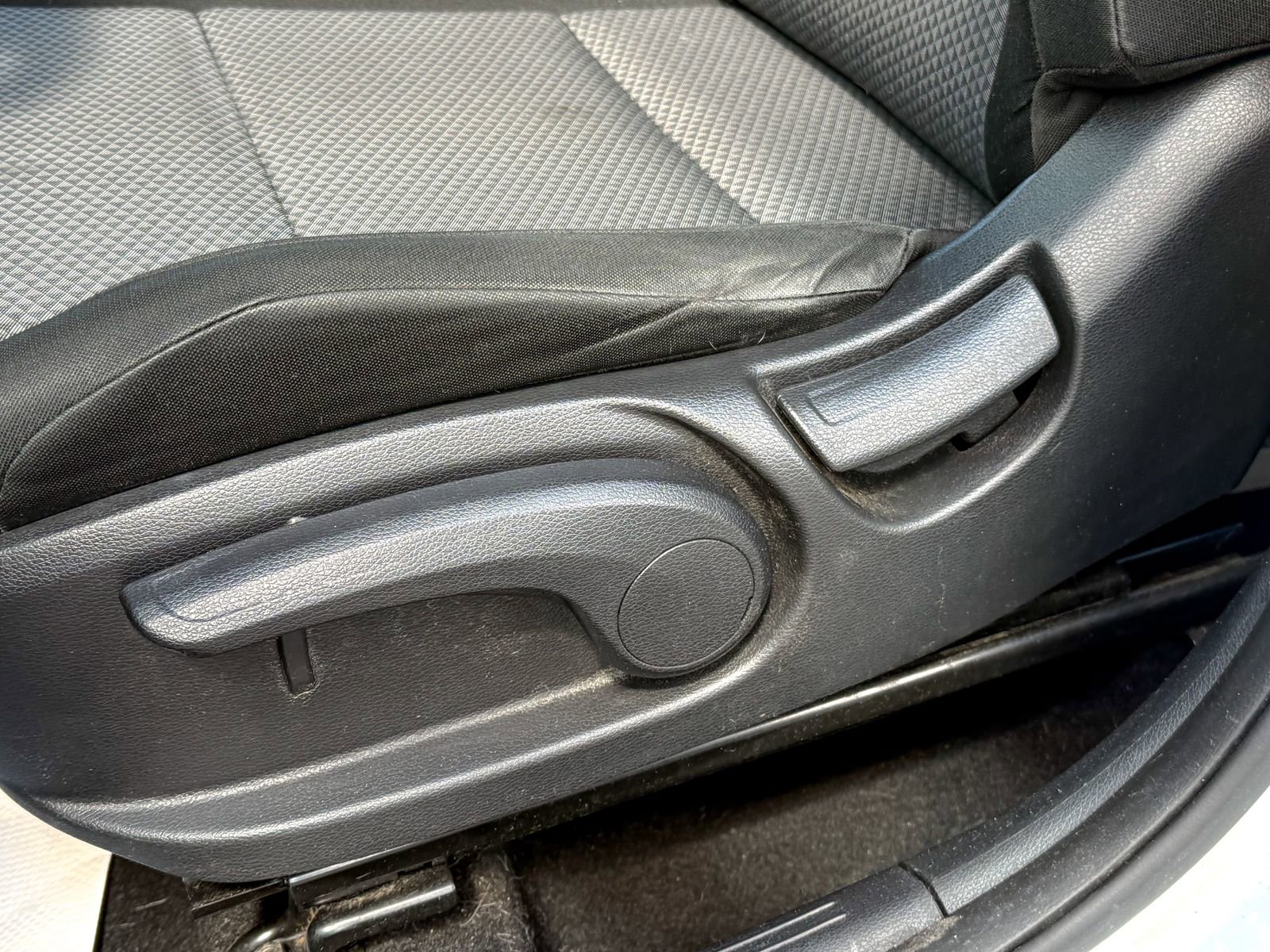 Used 2020 Kia Soul LX image 17