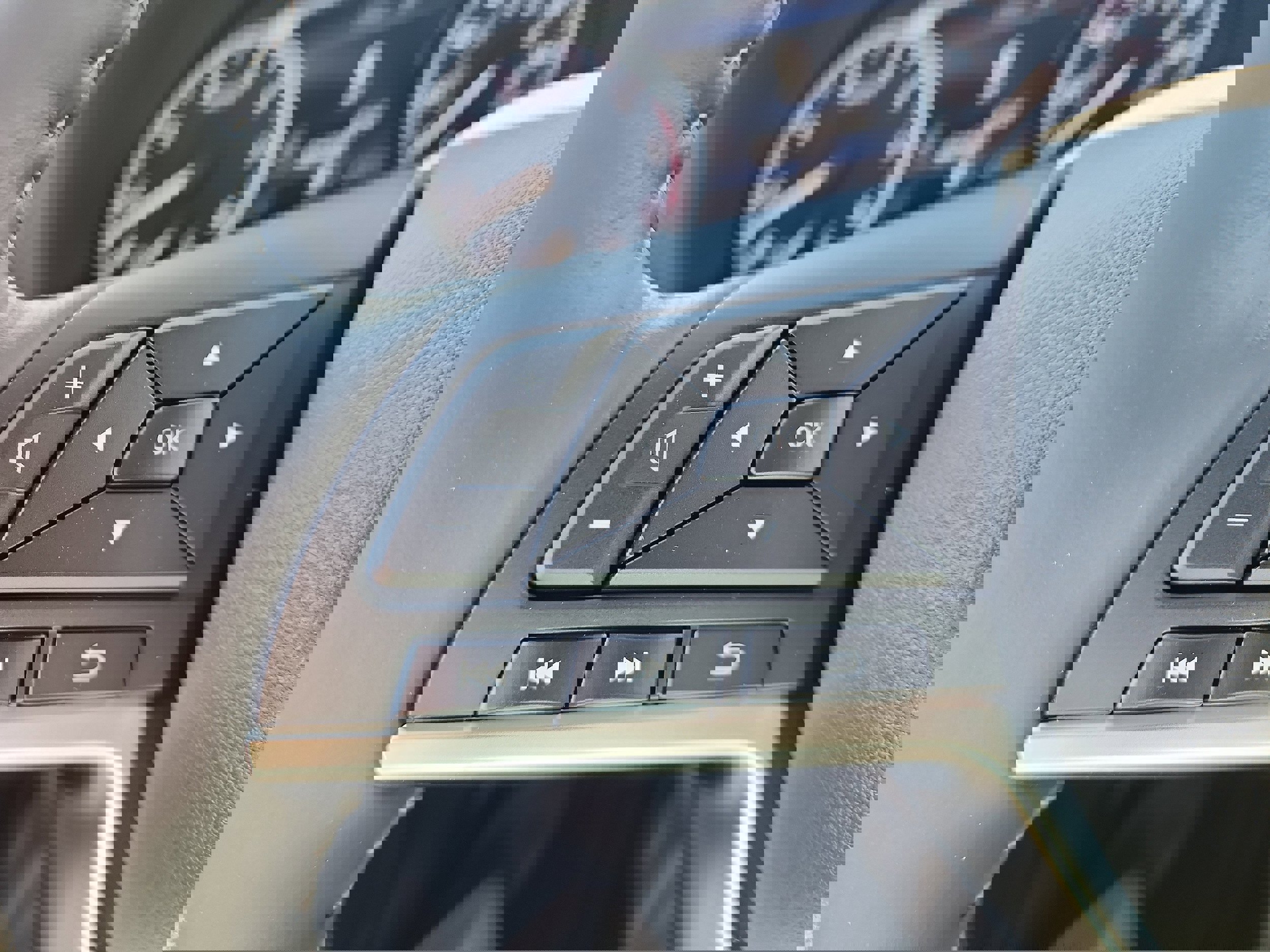 New 2025 Nissan Sentra SV w/ All-Weather Package image 18