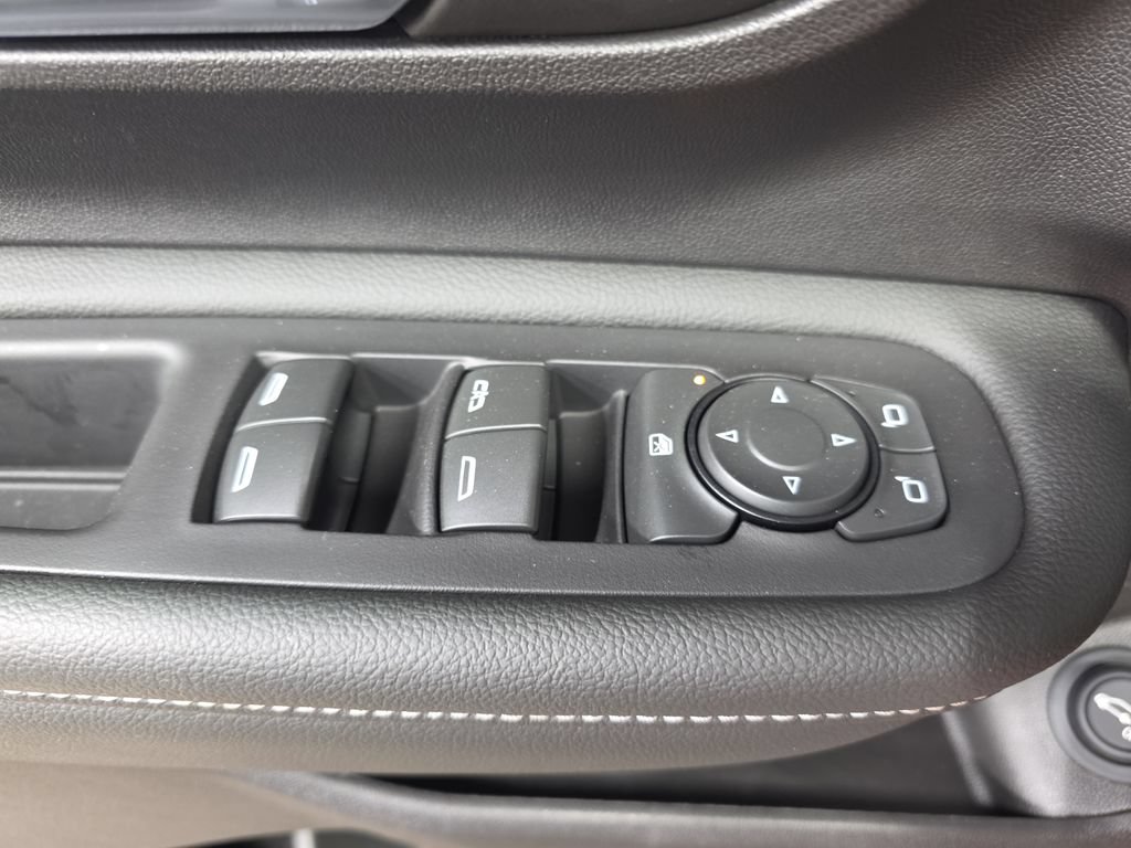 Used 2024 GMC Terrain SLE w/ Driver Convenience Package AWD/4WD image 26
