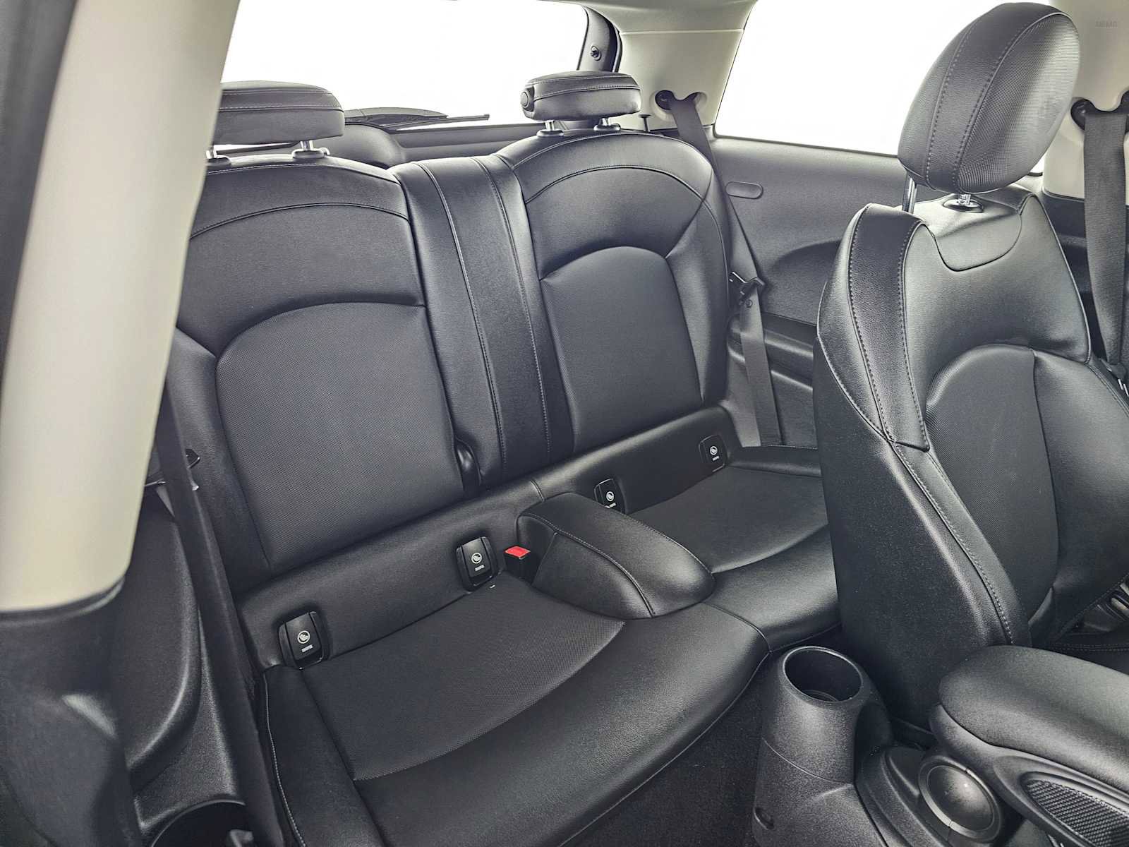 Used 2022 MINI Cooper S image 12