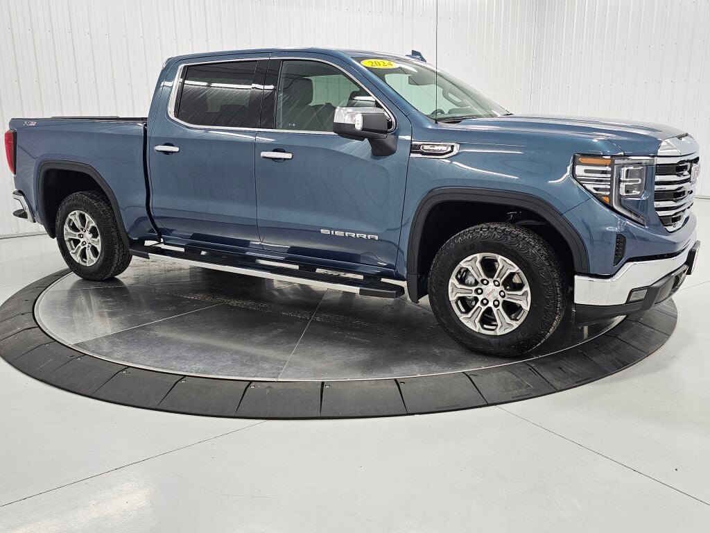 Used 2024 GMC Sierra 1500 SLT w/ X31 Off-Road Package AWD/4WD image 7