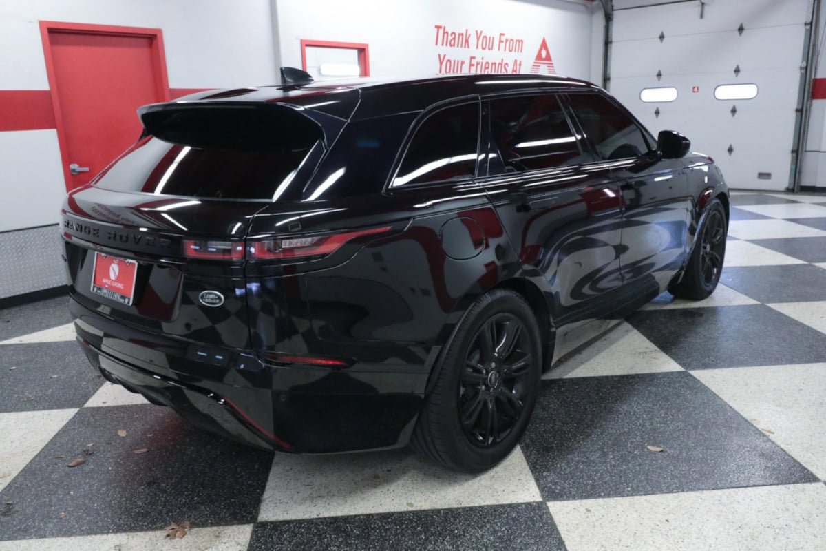 Used 2022 Land Rover Range Rover Velar R-Dynamic S AWD/4WD image 7