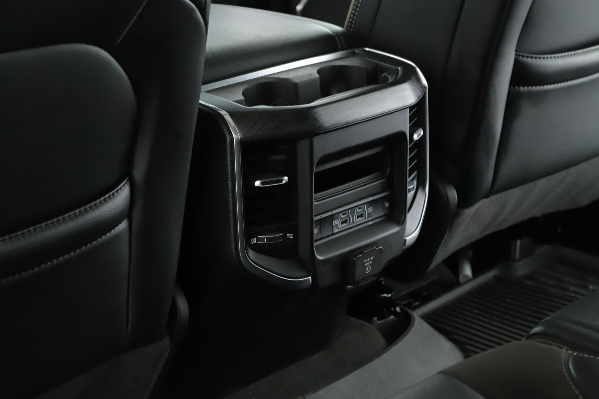 Used 2024 RAM 1500 Laramie AWD/4WD image 6