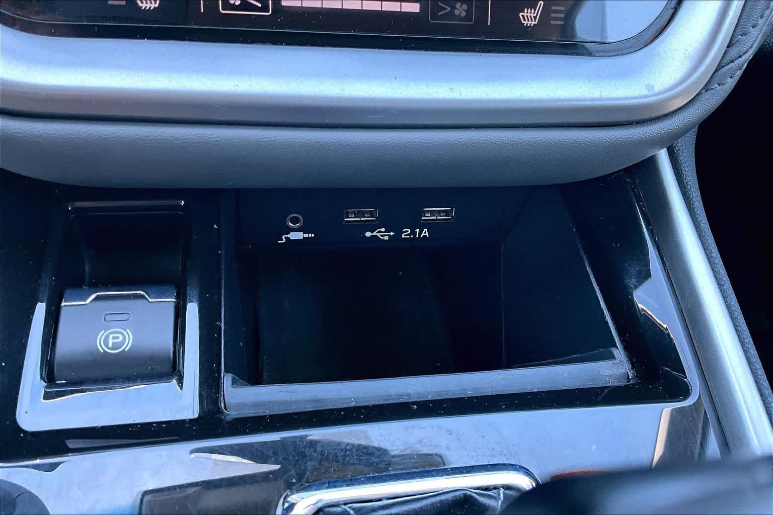 Used 2020 Subaru Outback Premium AWD/4WD image 33