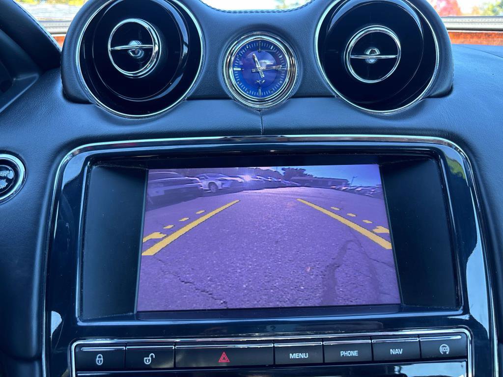 Used 2013 Jaguar XJ 4dr Sdn RWD RWD image 21