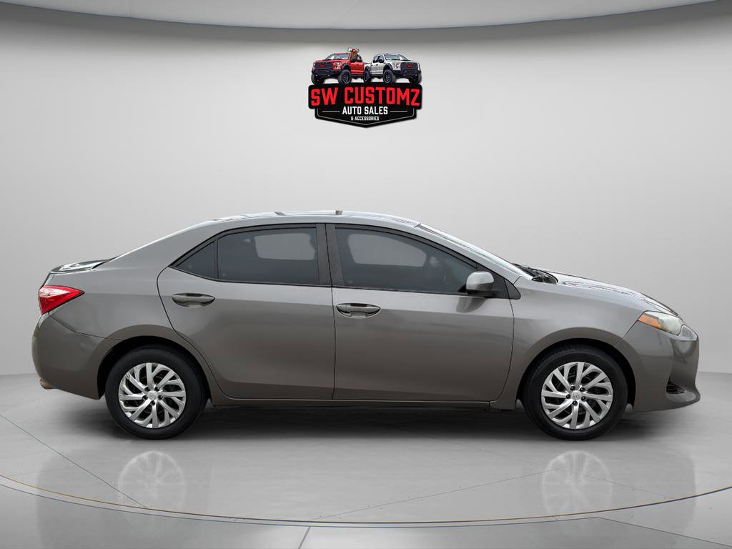 Used 2019 Toyota Corolla LE FWD image 8