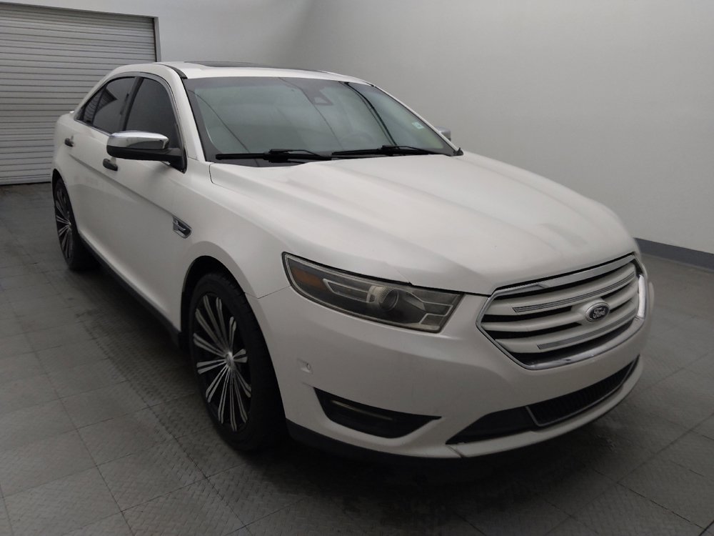 Used 2015 Ford Taurus Limited w/ Equipment Group 301A image 13