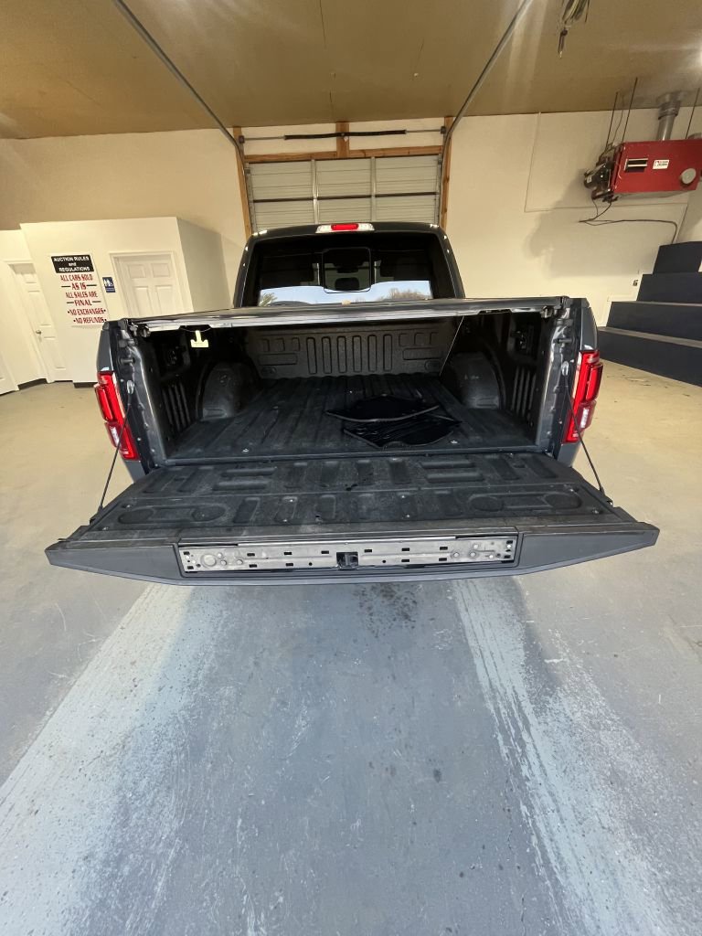 Used 2016 Ford F150 Lariat w/ Equipment Group 502A Luxury image 10