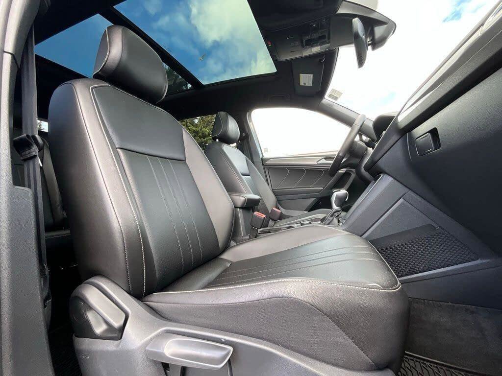 Used 2022 Volkswagen Tiguan SE R-Line image 12