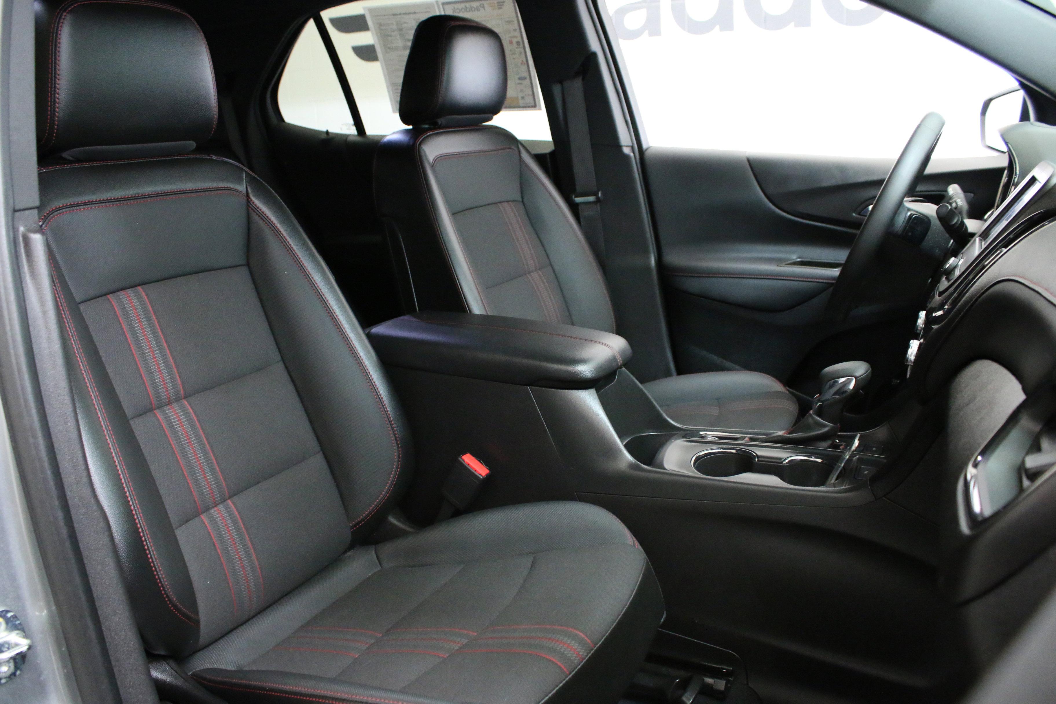 Used 2023 Chevrolet Equinox RS AWD/4WD image 31