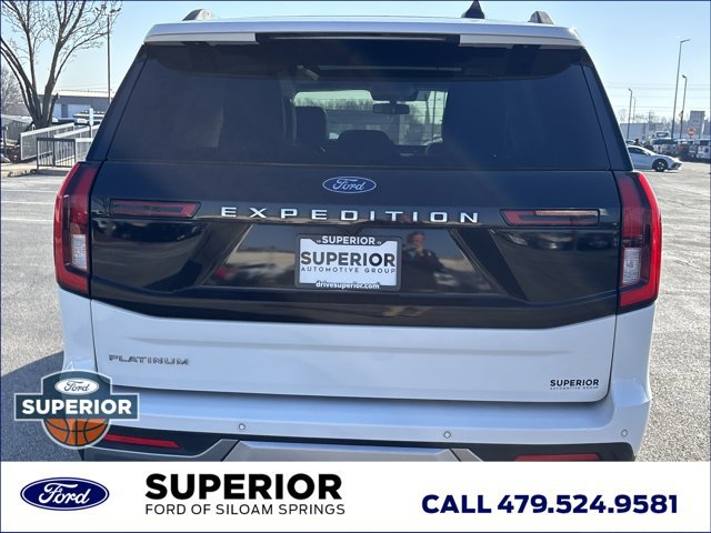Used 2025 Ford Expedition Platinum image 5
