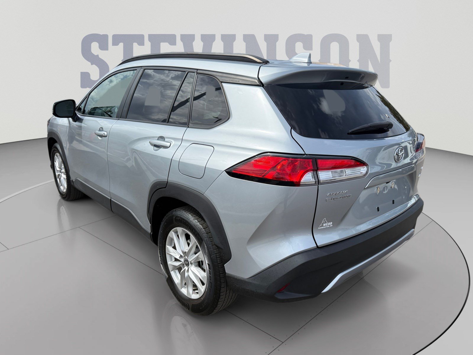 Certified 2023 Toyota Corolla Cross LE AWD/4WD image 3