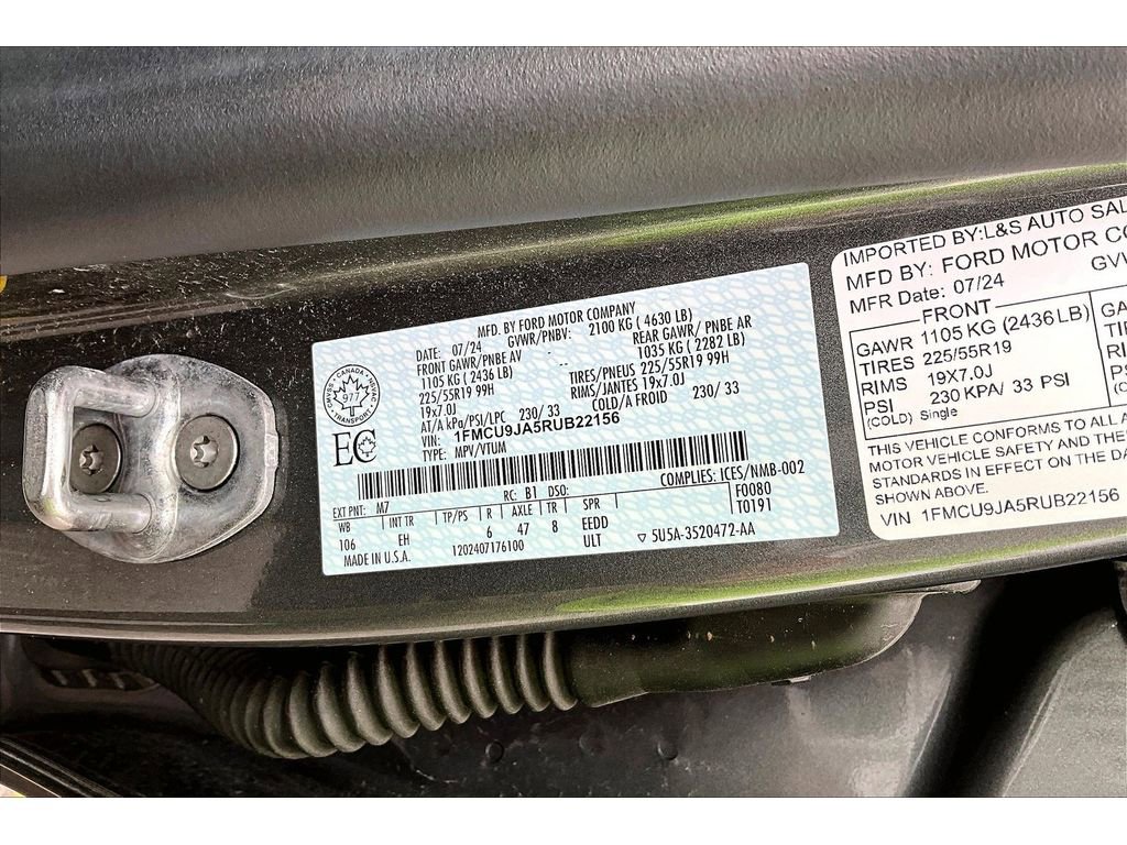 Used 2024 Ford Escape Platinum AWD/4WD image 34