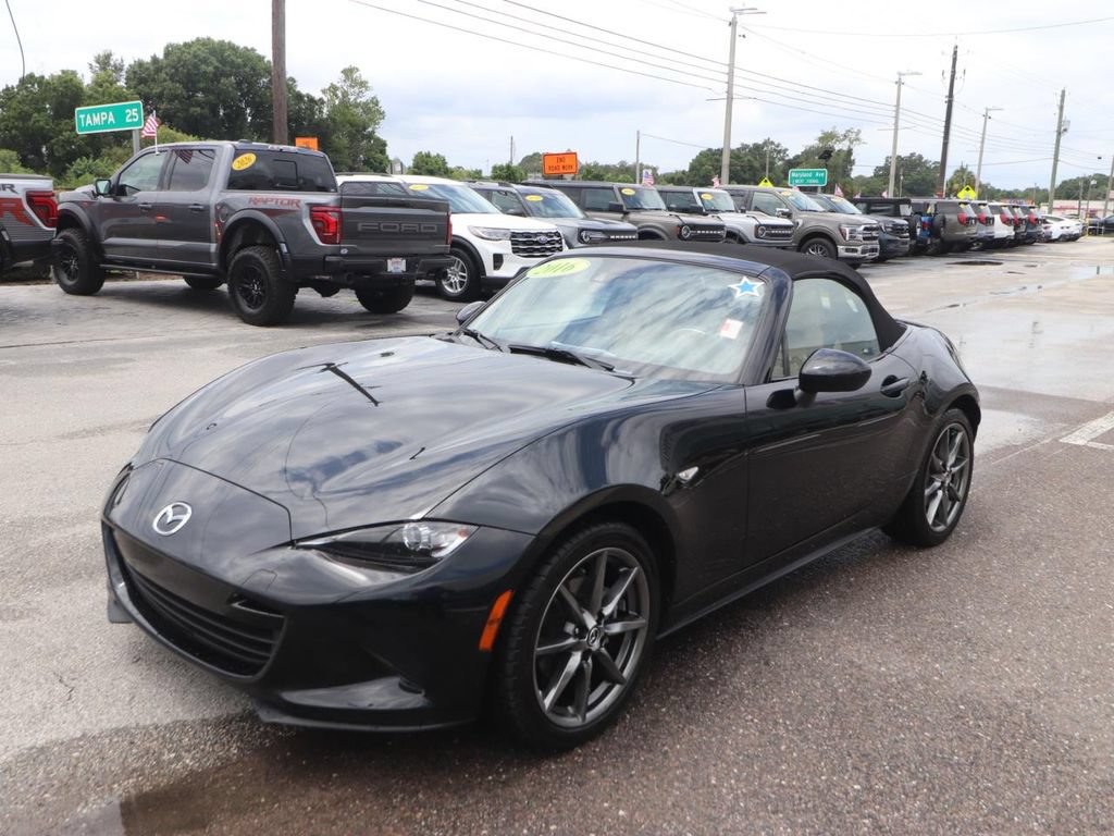 Used 2016 MAZDA MX-5 Miata Grand Touring RWD image 3