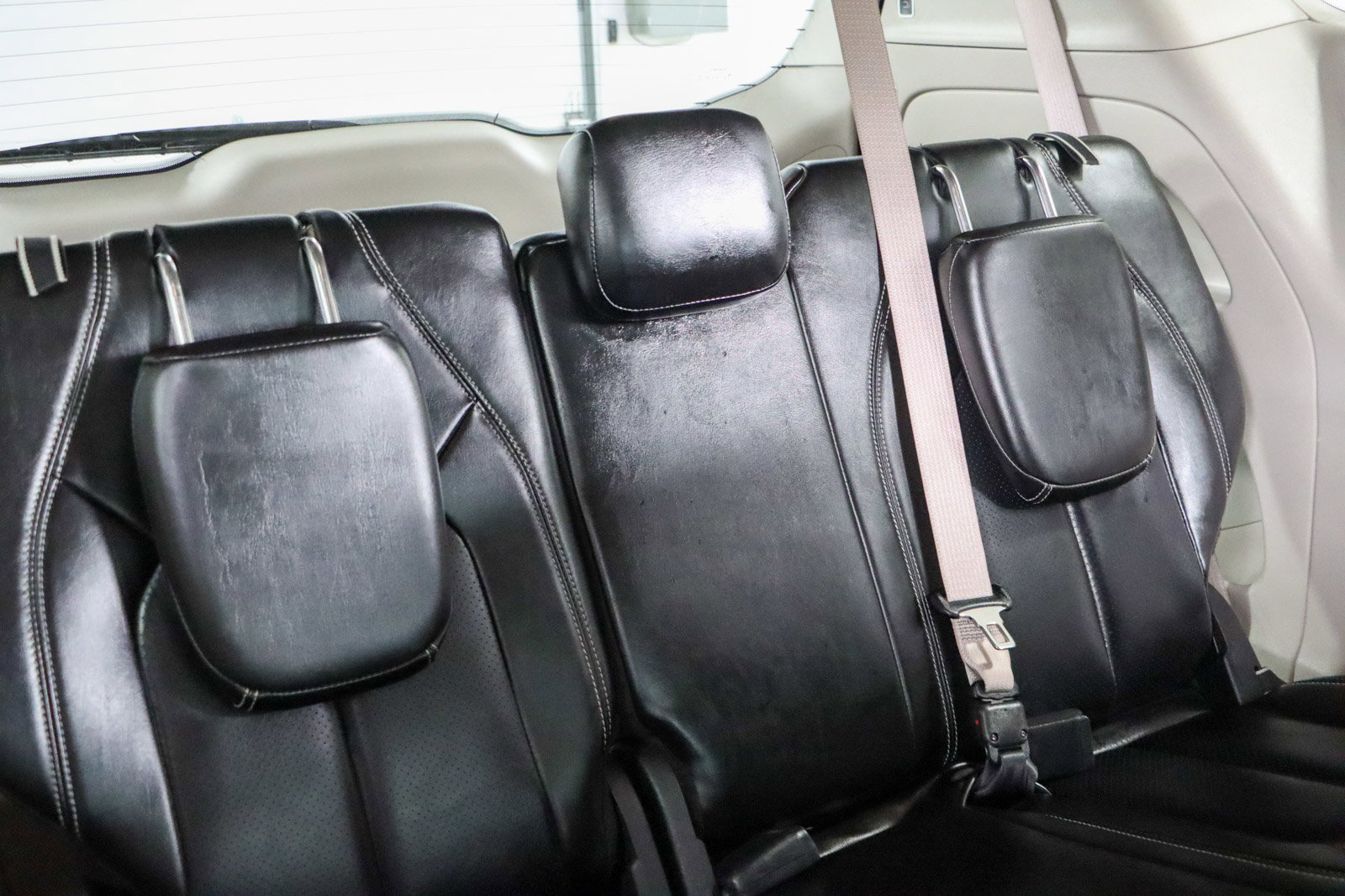Used 2023 Chrysler Pacifica Touring-L FWD image 29