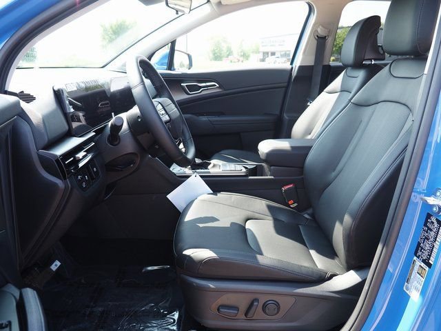 New 2026 Kia Sportage EX w/ EX Panorama Roof Package image 6