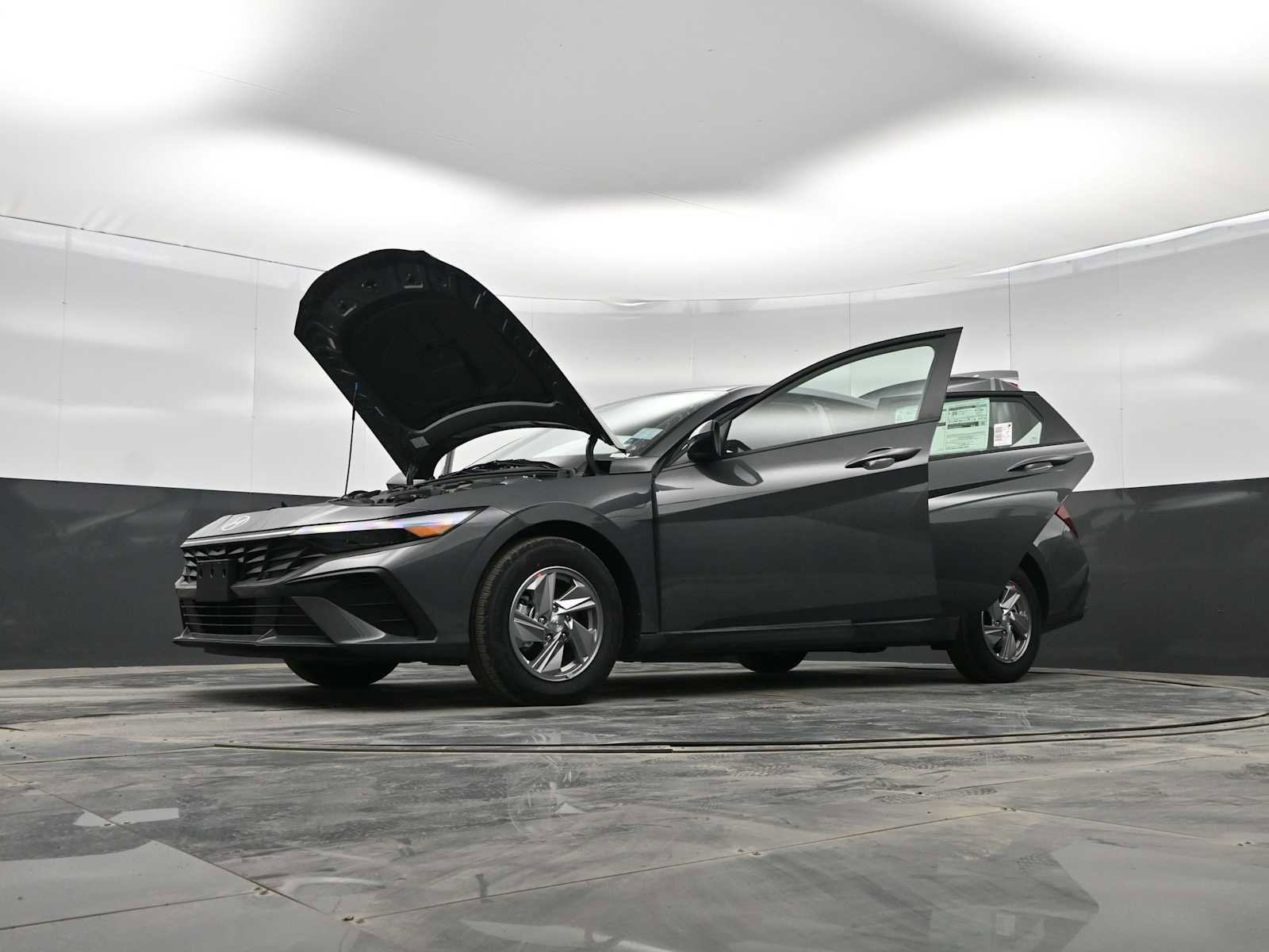 New 2026 Hyundai Elantra SE image 41