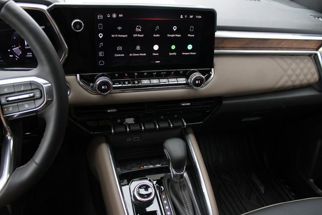 Used 2026 GMC Canyon Denali image 16