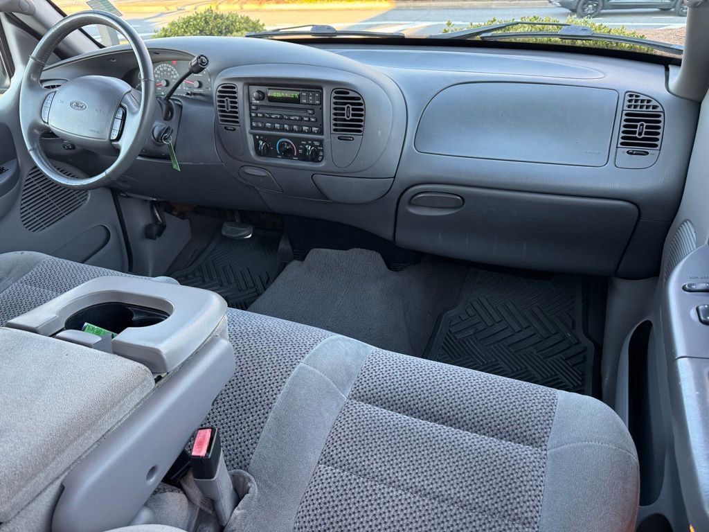 Used 2001 Ford F150 XLT image 22