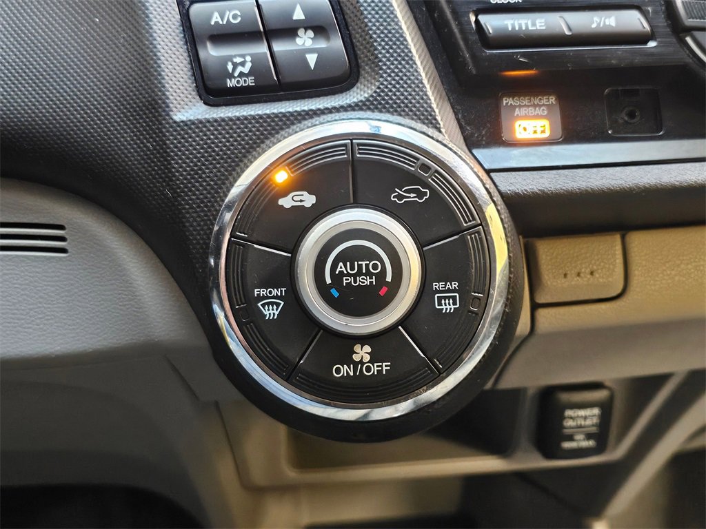 Used 2013 Honda Insight LX image 27