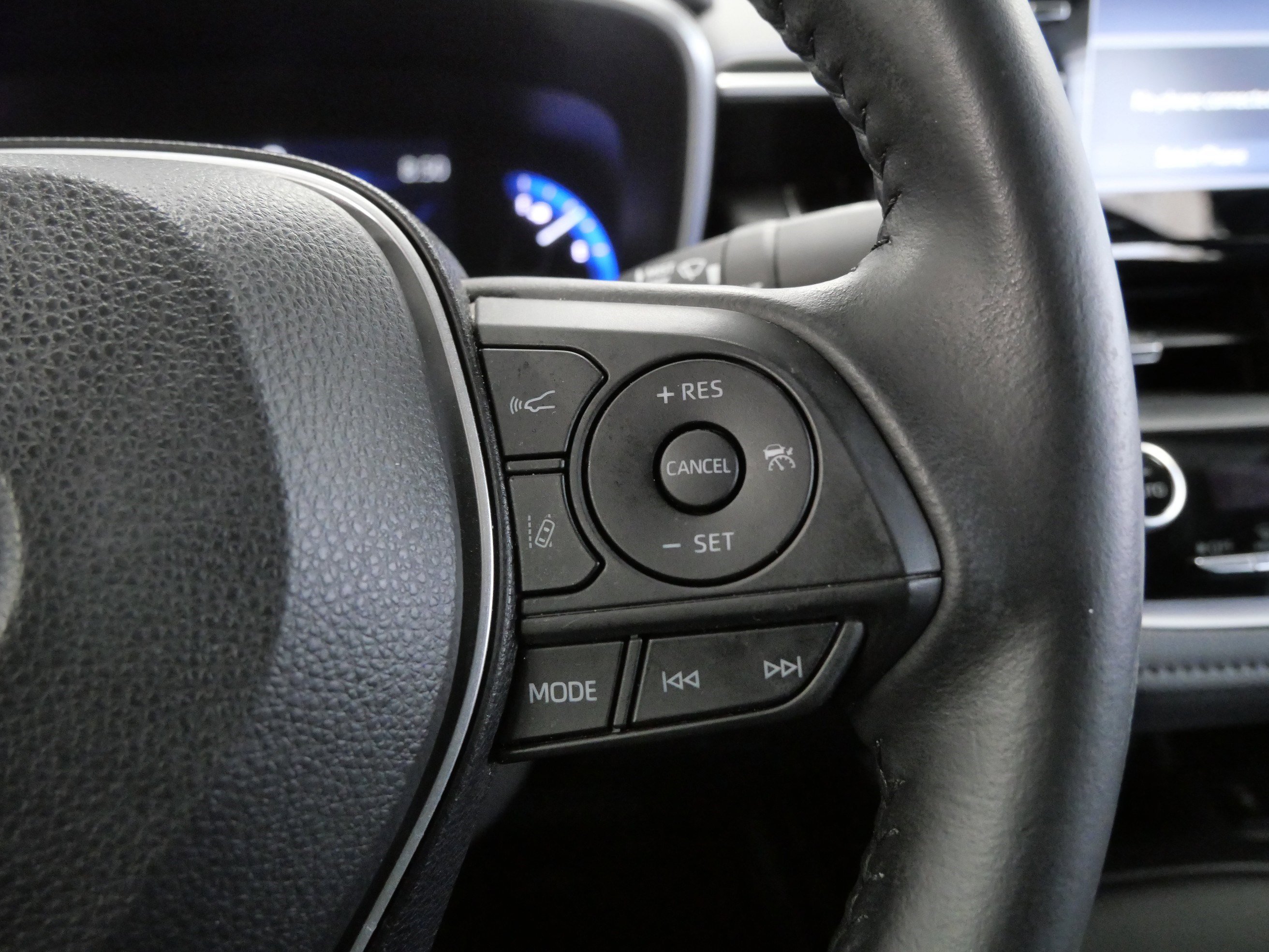 Certified 2021 Toyota Corolla XSE image 29