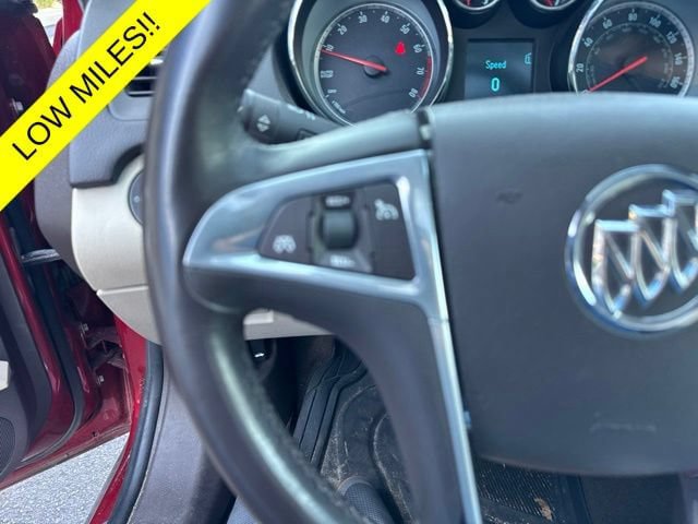 Used 2012 Buick Regal Leather FWD image 14