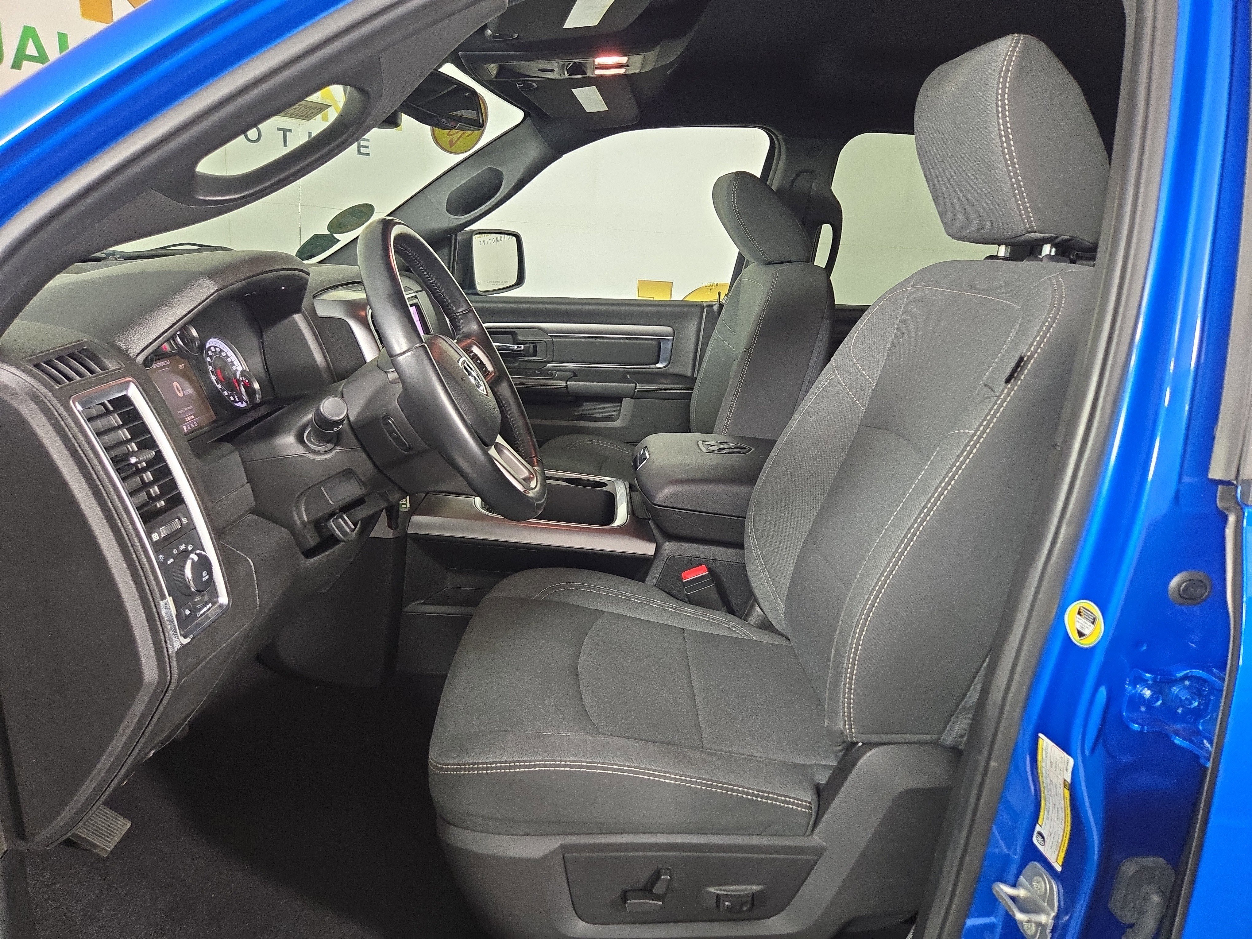 Used 2022 RAM 1500 Classic Warlock w/ Electronics Group AWD/4WD image 11