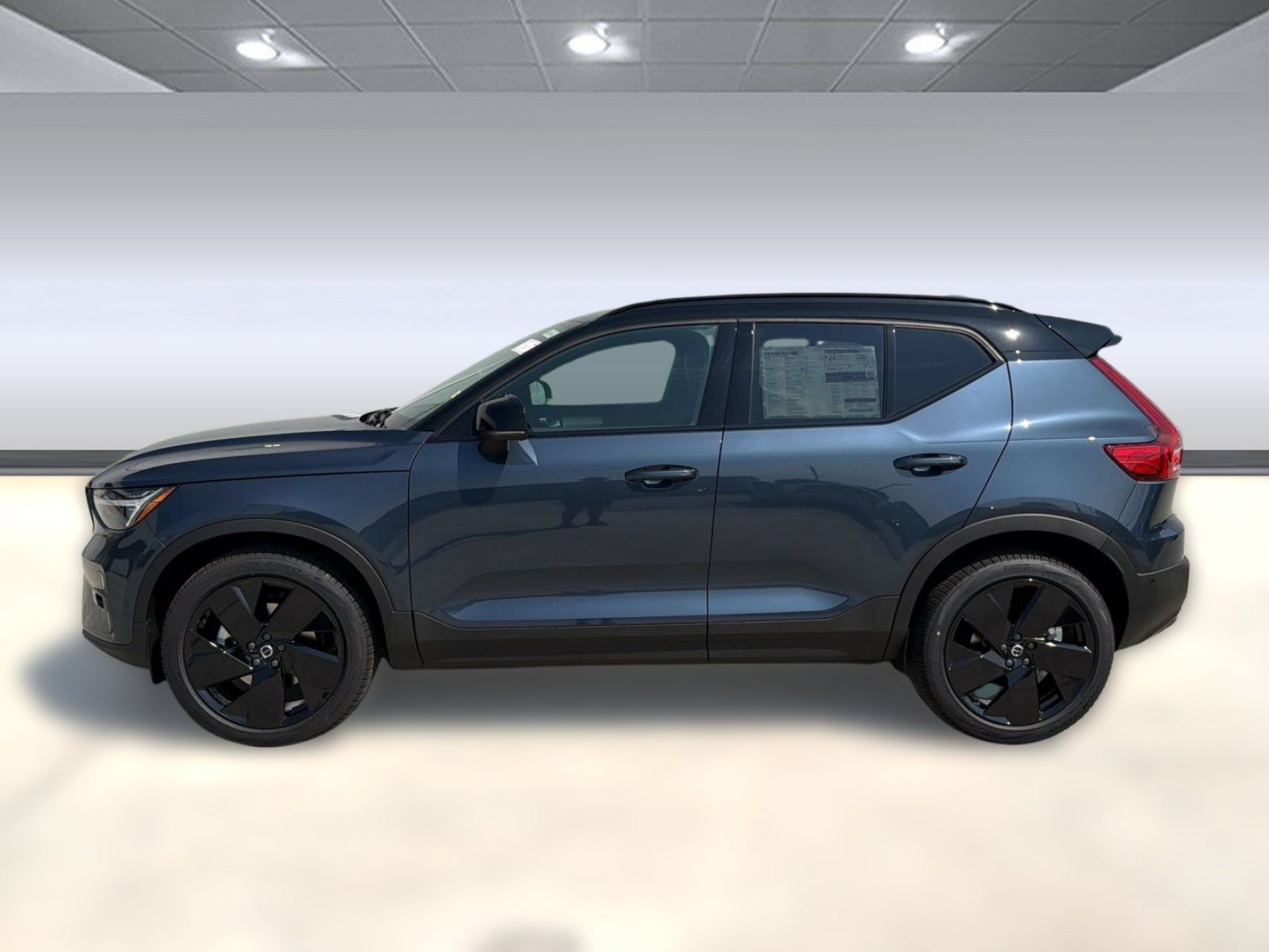 New 2026 Volvo XC40 B5 Ultra w/ Protection Package Premier AWD/4WD image 2