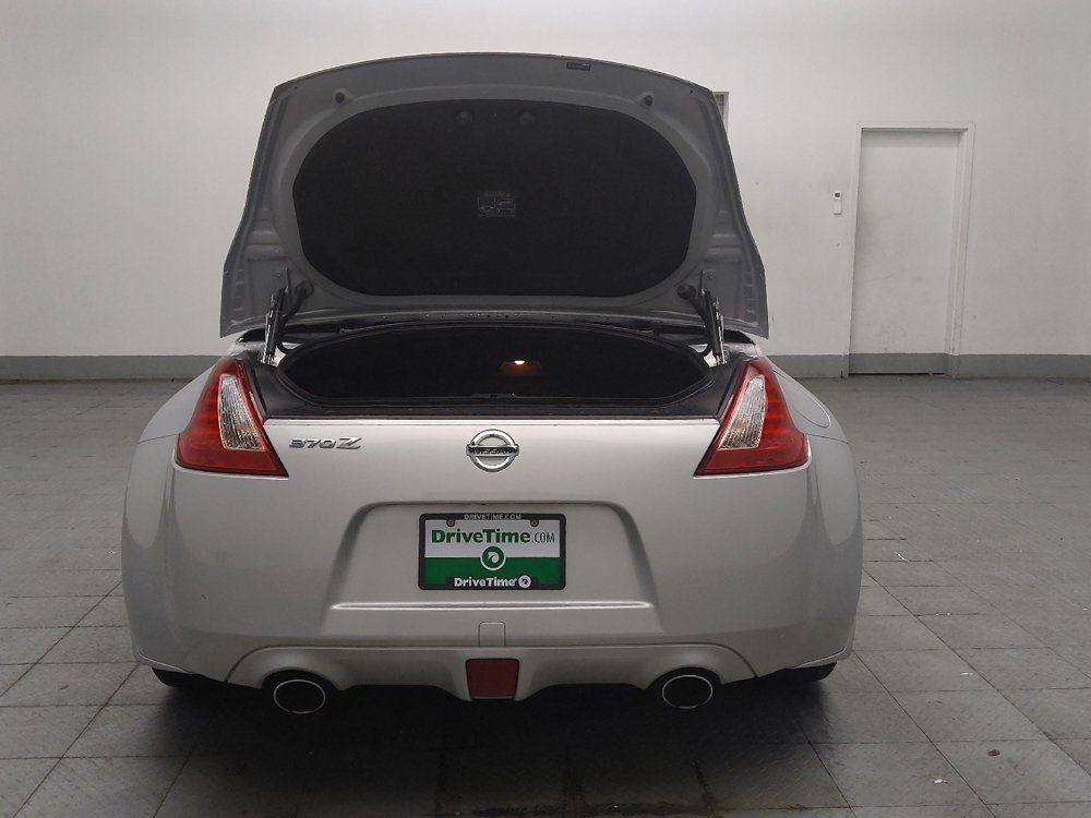 Used 2016 Nissan 370Z Roadster RWD image 29