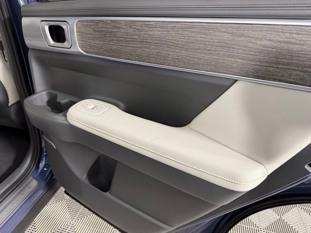 Used 2026 Hyundai Santa Fe Calligraphy image 34