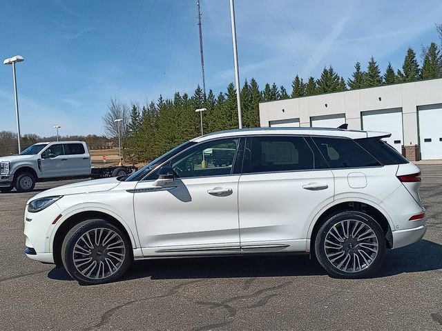 Used 2022 Lincoln Corsair Reserve w/ Equipment Group 201A AWD/4WD image 25