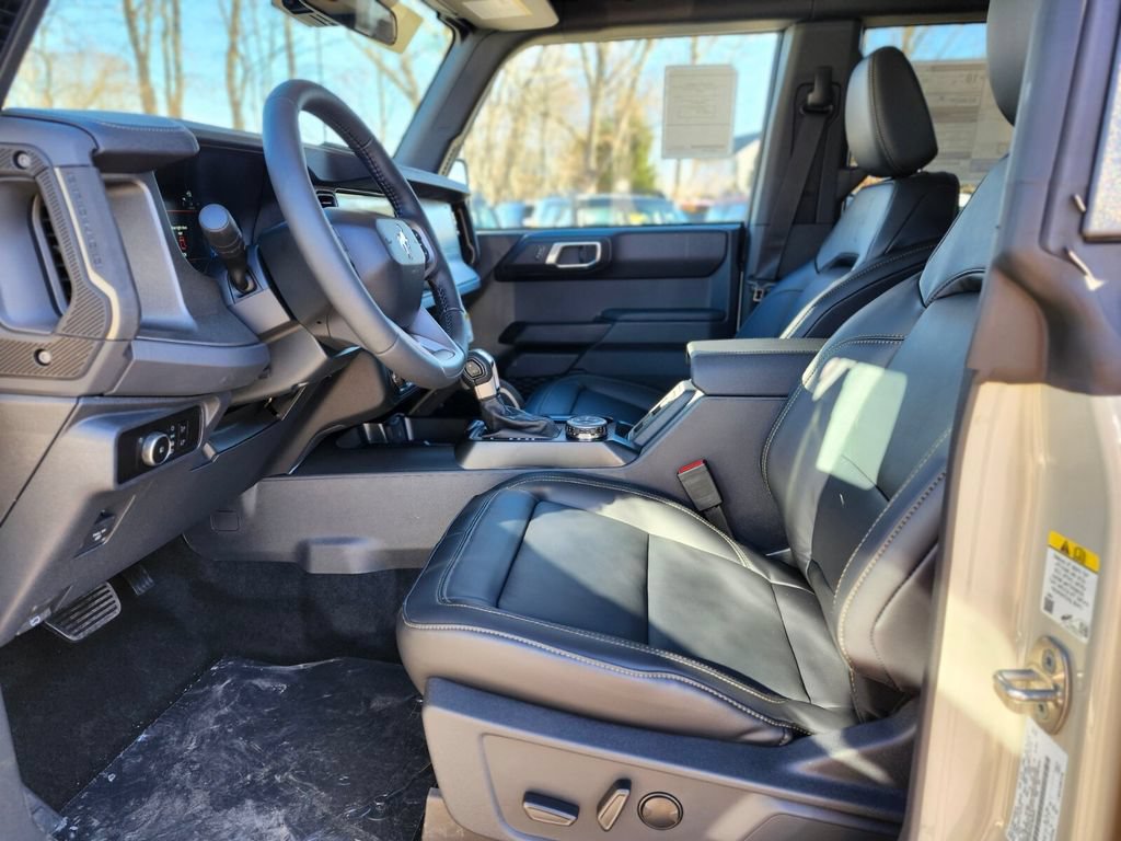New 2025 Ford Bronco Badlands AWD/4WD image 17
