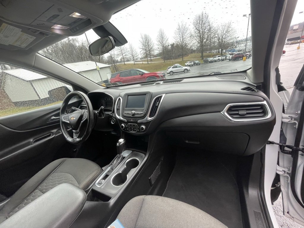 Certified 2018 Chevrolet Equinox LT image 12
