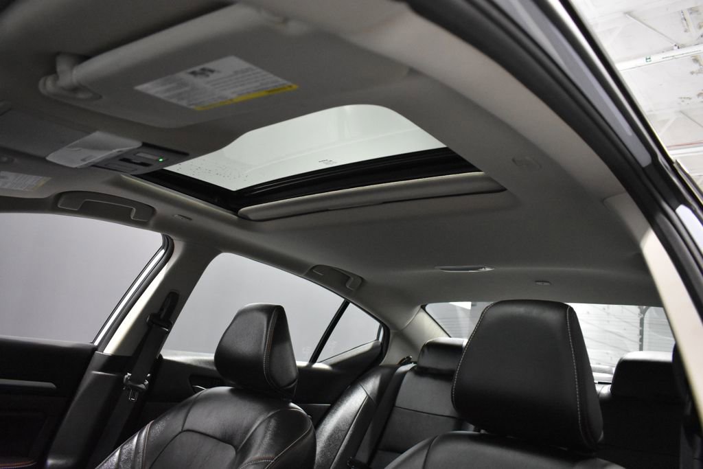 Used 2024 Nissan Altima 2.0 SR image 16