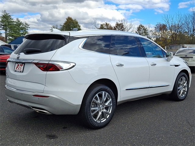 Certified 2022 Buick Enclave Essence w/ Experience Buick Package image 6